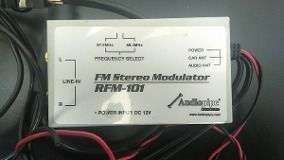 MODULADOR FM ANTENA CARRO RFM-101 AUDIO PIPE