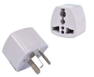 ADAPTADOR ENCHUFE REDONDO /PLANO 3 VIAS