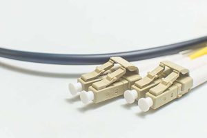 CABLE FIBRA OPTICA DUPLEX OM3 LC 6MTS