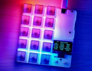 DUCKYPAD DO IT ALL MECHANICAL MACROPAD COMPLETA