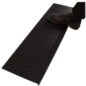 PELDAÑOS ANTIDESLIZANTES PARA ESCALERAS FINEHOUS 35X10