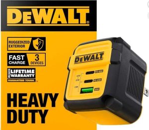 CARGADOR DE 3 PUERTOS USB-C DEWALT 65W
