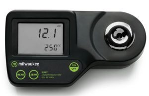 REFRACTOMETRO DIGITAL AZUCAR BRIX MA871 #99 MILWAUKEE